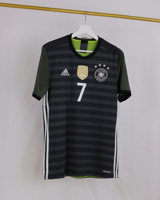 Bastian Schweinsteiger Germany 15-17 (M)