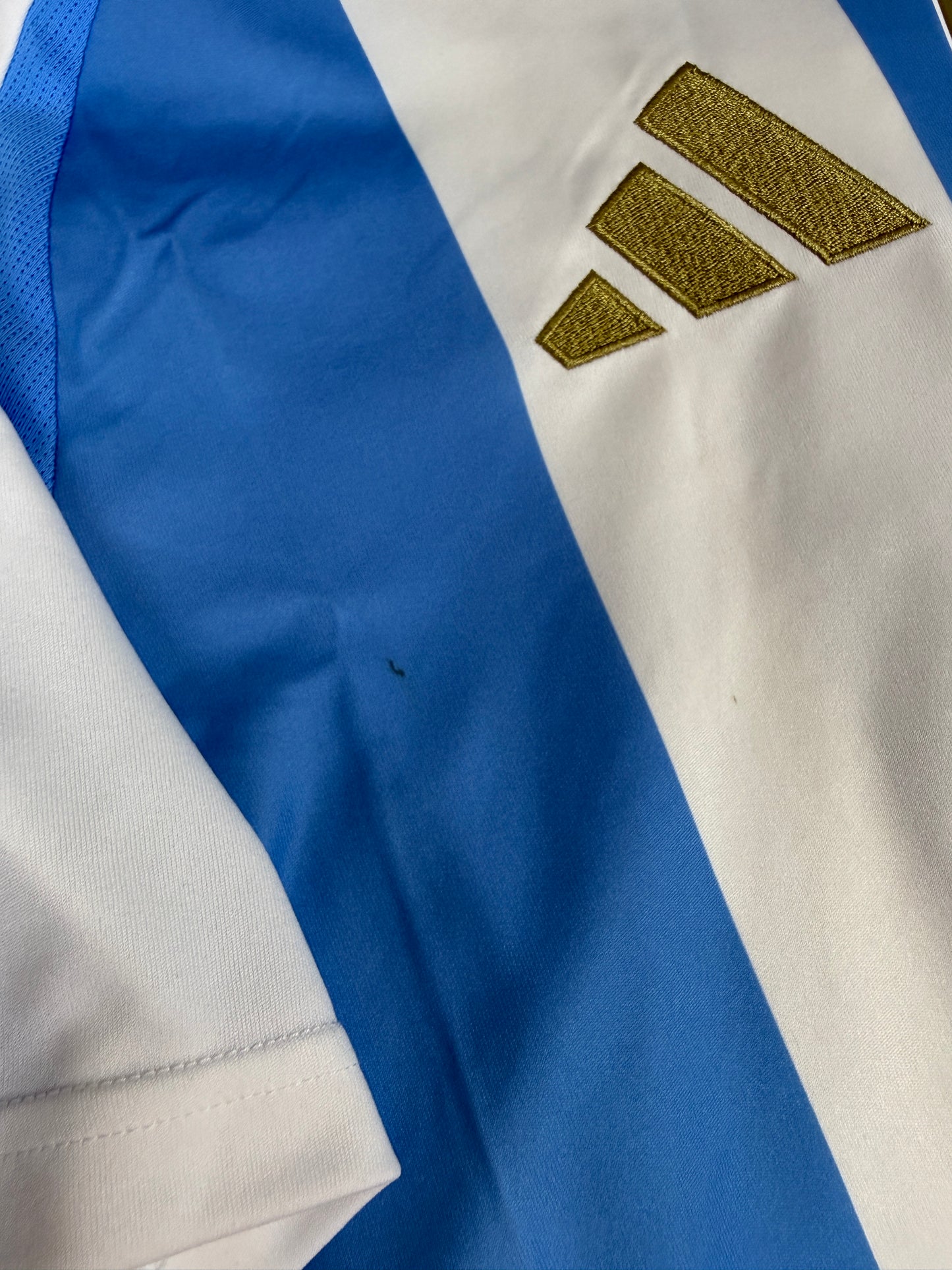 Lionel Messi Argentinien 2024 (L)