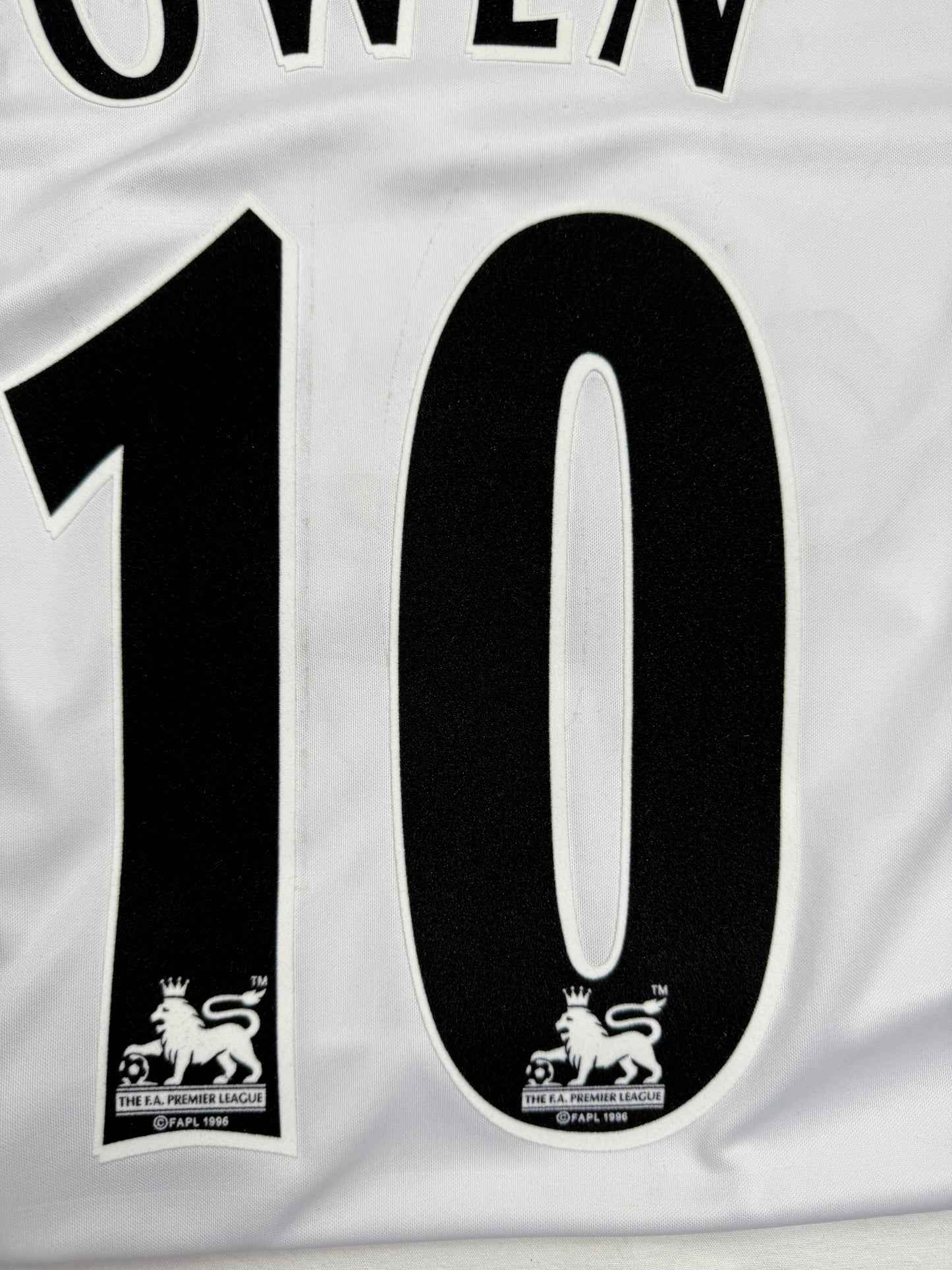 Michael Owen Liverpool FC 03-05 (L)