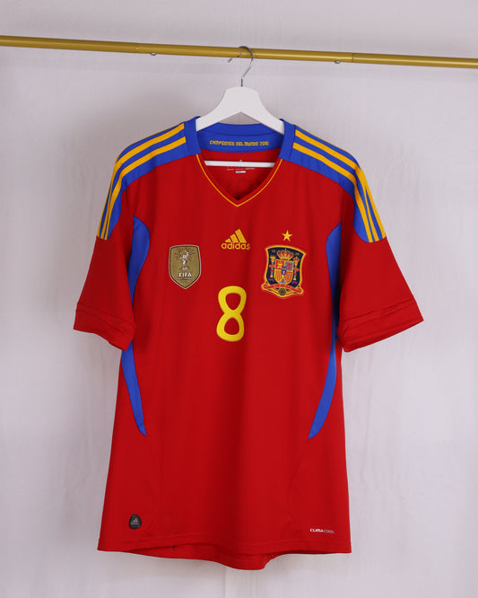 Xavi Spain 2011 (L)