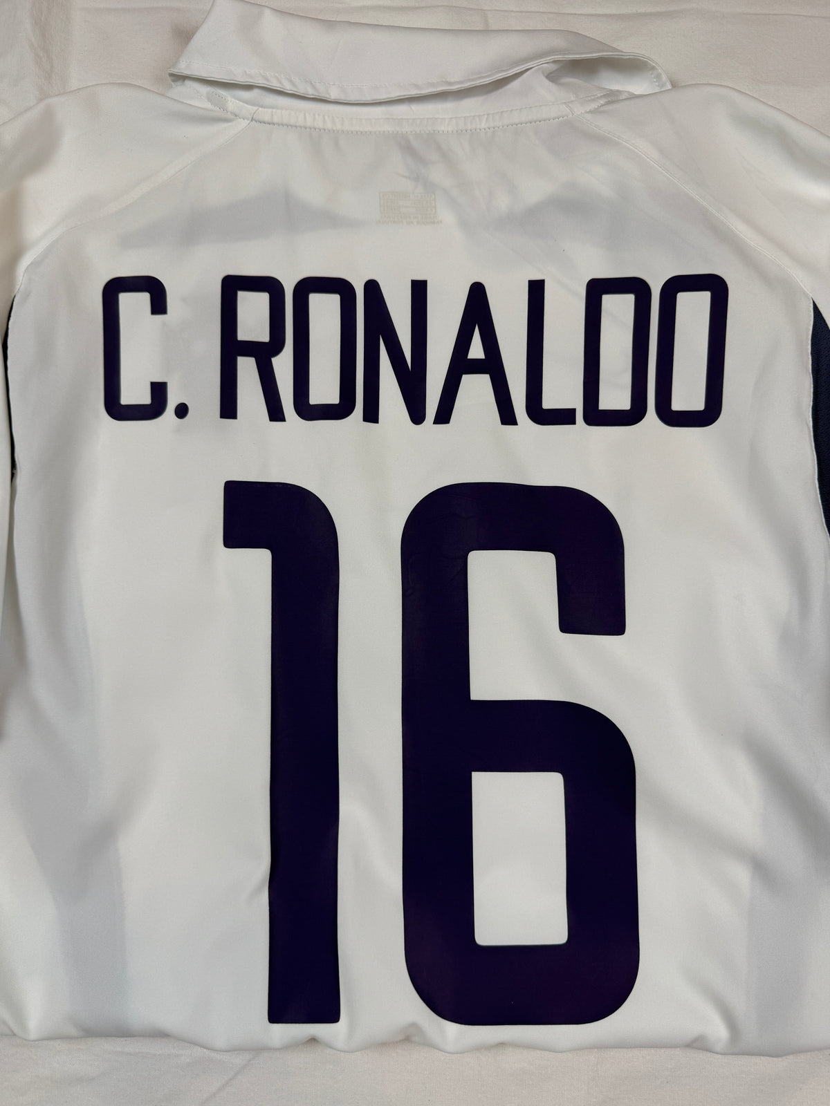 Cristiano Ronaldo Portugal 02-04 (M)