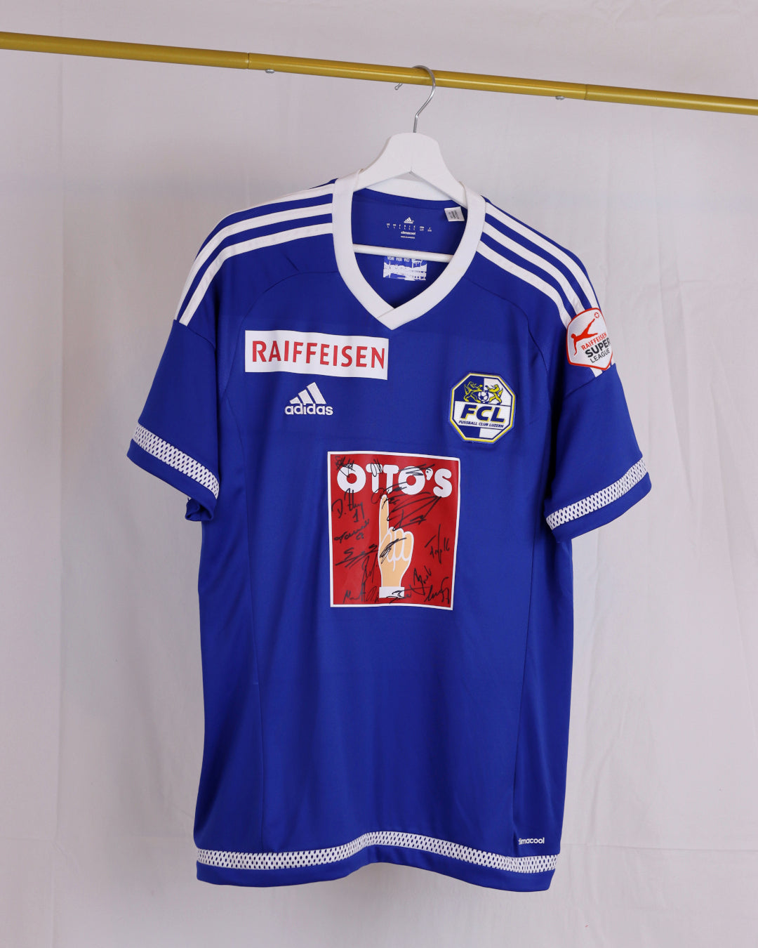 FC Luzern 15-17 Signed (L)