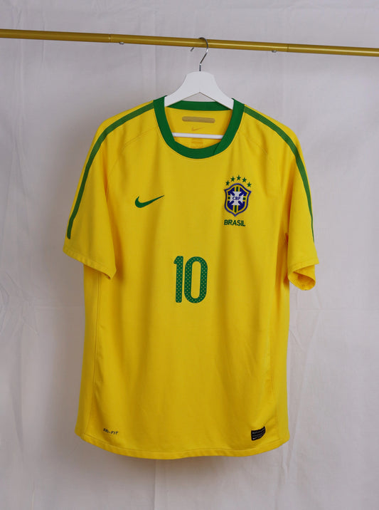 Kaká Brazil 10/11 (L)