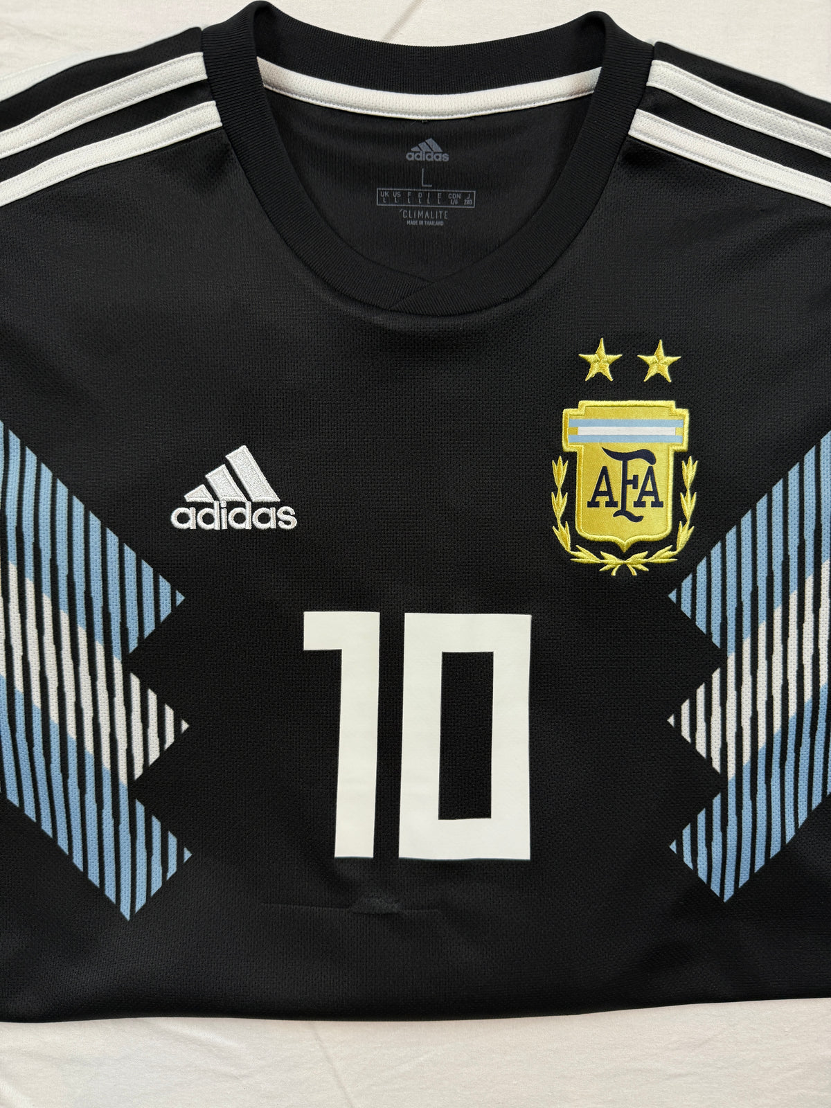 Lionel Messi Argentina 2018 (L)