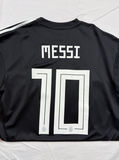 Lionel Messi Argentina 2018 (L)