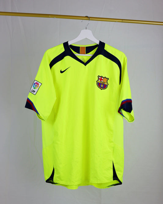 Lionel Messi FC Barcelona Away Shirt 2005 2006