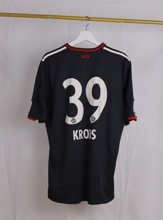 Toni Kroos Bayern Munich 10/11 (L)